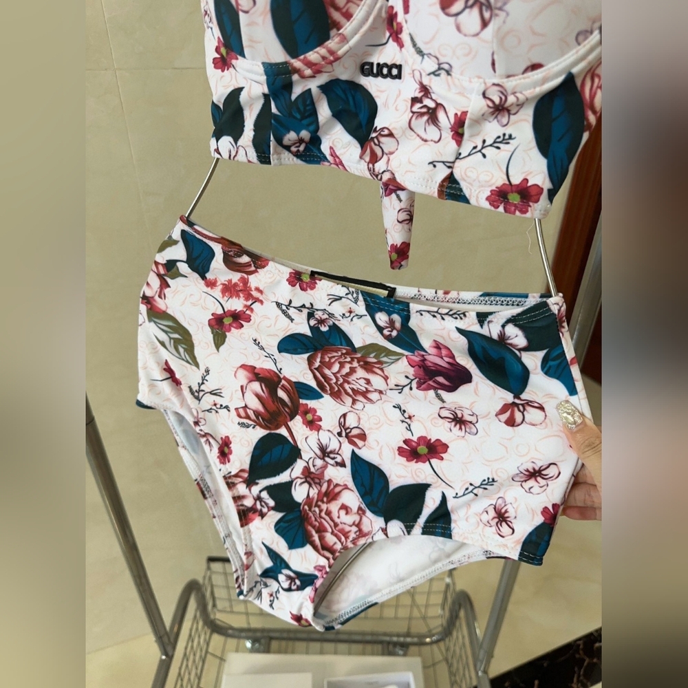 Gucci Floral Bikinis Set - Picture 6 of 7
